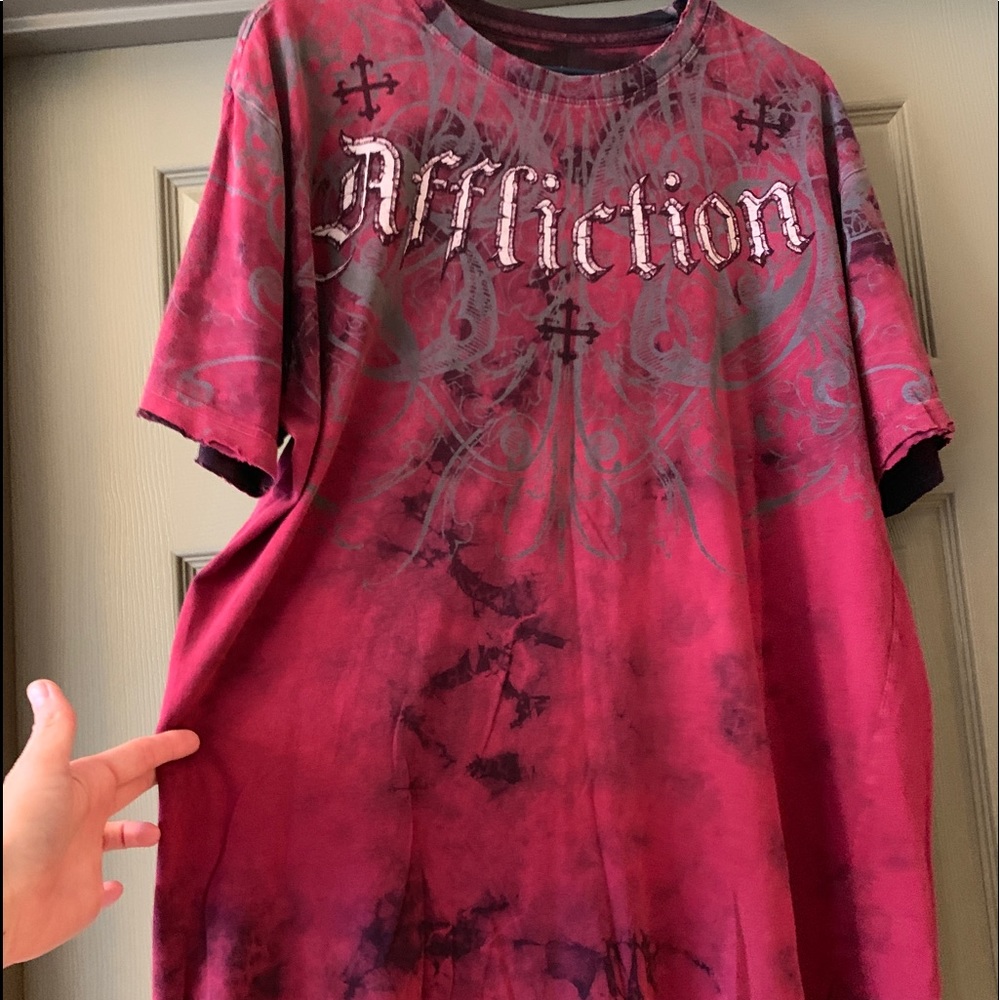 Men’s Large Red Affliction shirt